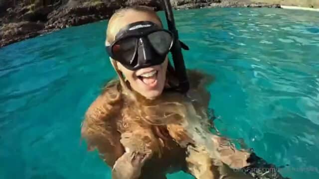 Anywaybrittnaay – Underwater Sex Tape