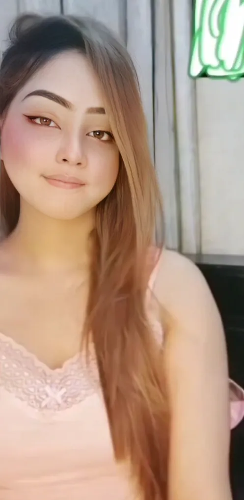 Beautiful Supersexy Desi Girl Taking Off Clothes and Showing Her Boobs and Rubbing Her Shaved Pussy