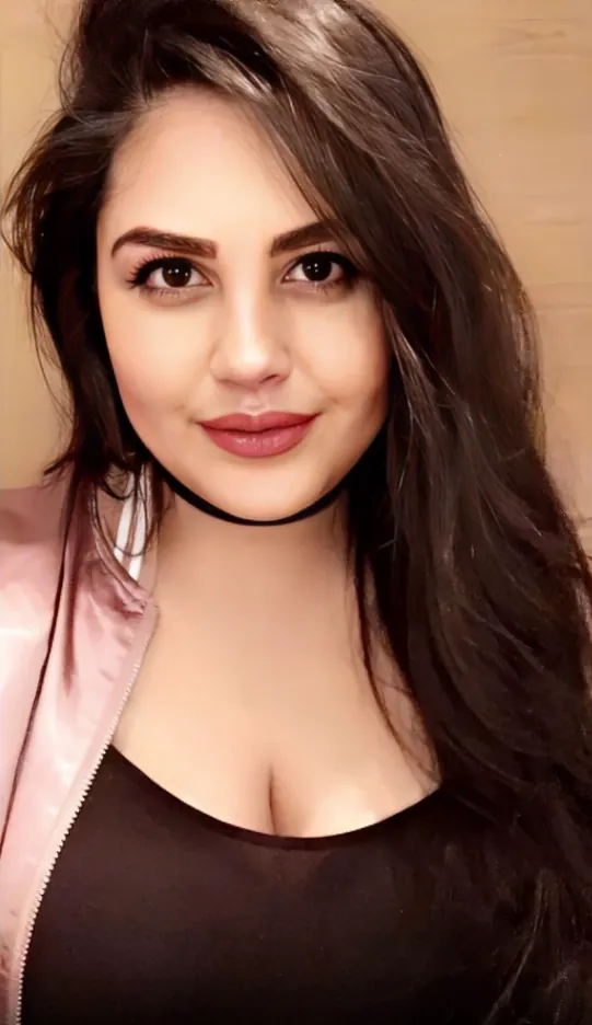 Chubby Punjabi Canadian BBW Babe’s Nude Pic and Video Collection