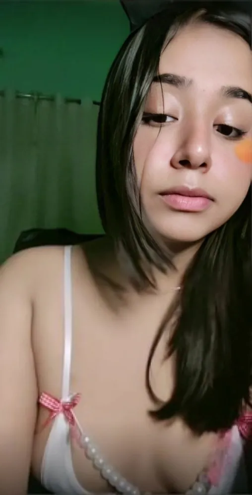 Famous Bong Chubby Model Diya Showing Her Big Boobs And Her Fatty Asshole Fully Nude Clips