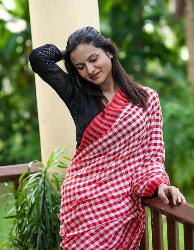 Famous Insta Influencer Uttara Karar Stripping And Teasing Taking Off Her Cloths And Shows Pussy With Horny Moves