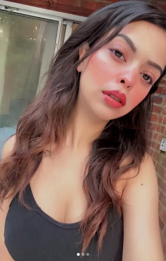 Famous Instagram Queen Jaspreet Kaur Shows Big Boobs and Hairy Pussy Fully Nude on Live