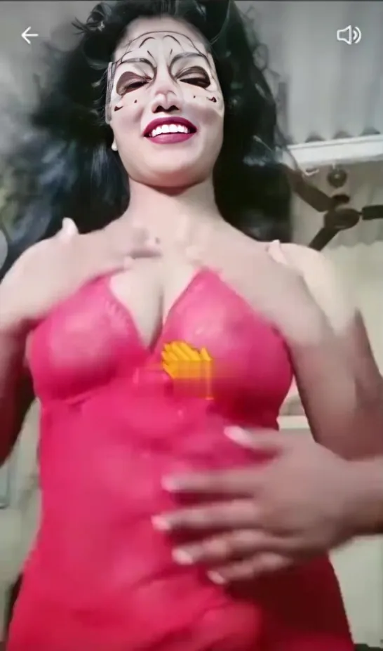 Horny Desi Bhabhi Shreya Shetty Fully Nude With Her Boyfriend And Showing Her Ass And Boobs