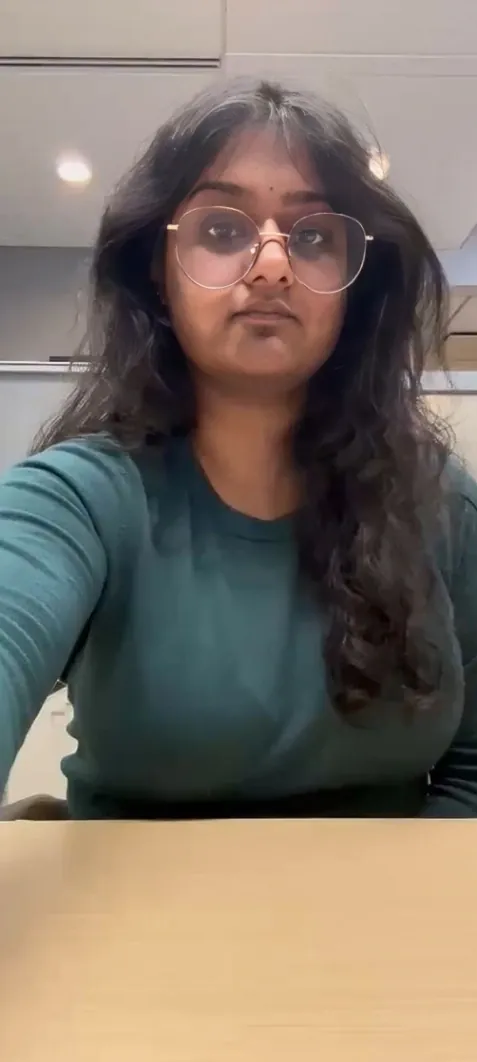 Horny Desi College Girlfriend Showing Her Boobs And Sending Her Nudes To Her Boyfriend