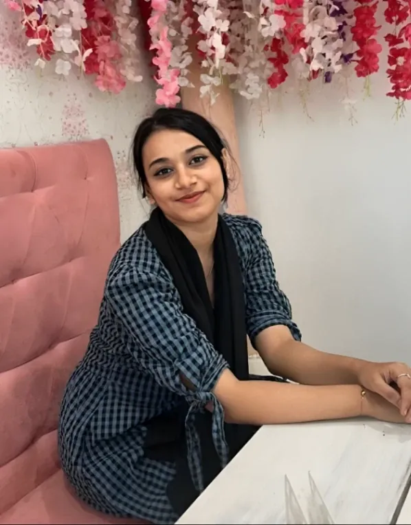 Horny Desi Cute Beautiful Girlfriend Sexy Full Nude Showing Boobs Pics And Mastrubate Fully Nude Clip