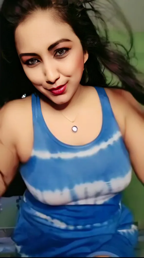 Horny Desi Hot MILF Fully Nude Lactating Her Big Tits Play And Showing Her Hairy Pussy and Armpits With Moaning Loudly