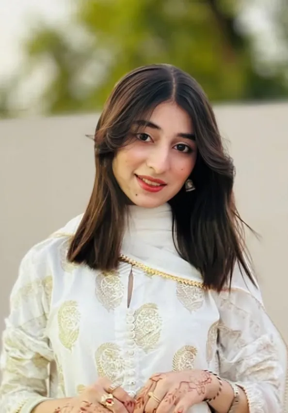 Horny Famous Pakistani Tiktok Model Maham Malik Rubbing Her Pussy Hard Fully Nude In Bathroom