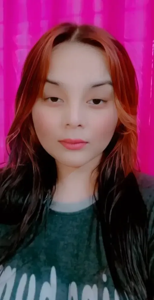 Horny Pakistani Girl Showing Her Big Boobs And Pressing Them With Horny Moves Private Clip