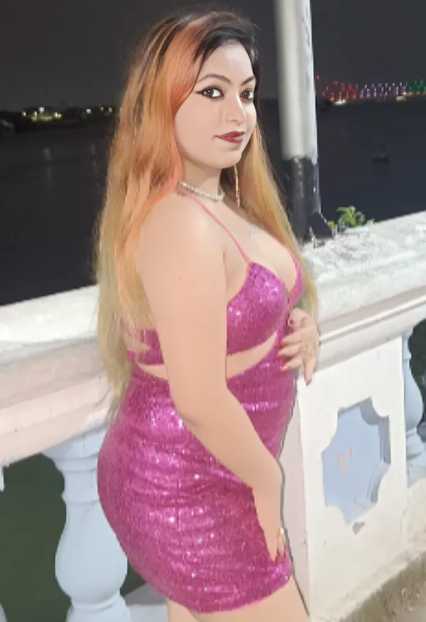 Horny Sexy Bangladeshi film actress Poja Roy Aka Barbie Poja Roy Teasing In Bikini And Dancing With Horny Moves