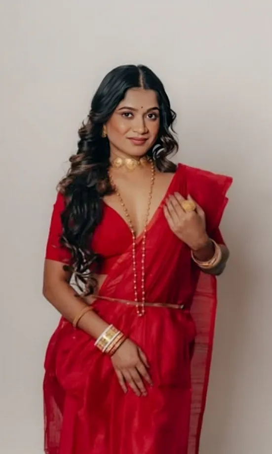 Hot beauti Tithi Ghosh’s Sensual Bikini Shoot with Horny Moves