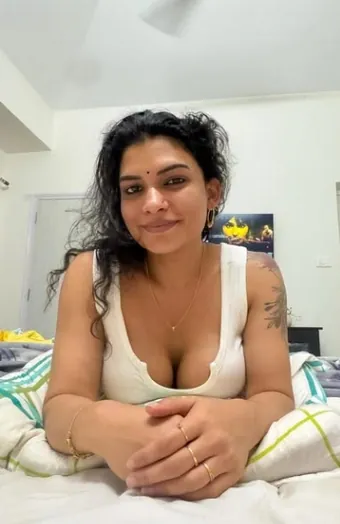 Renowned Mallu Model Resmi Nair Smoking and Getting Tits Groped ~ Premium Content