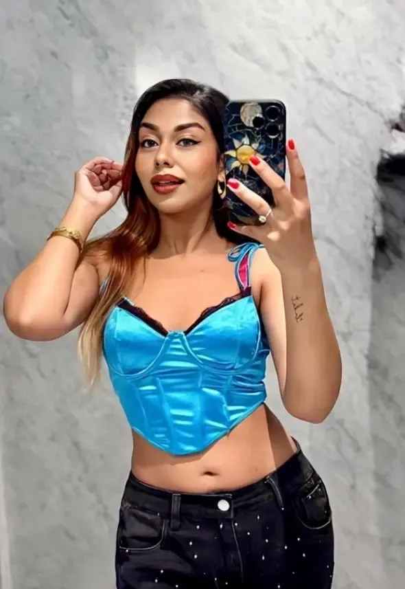 Survi Mondal strips her red saree and dances naked with horny moves in leaked video