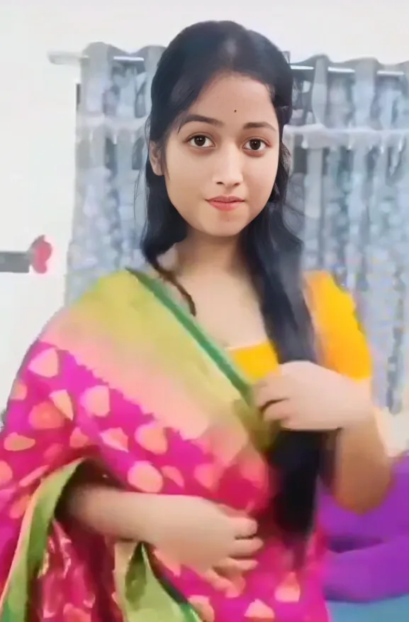Beautiful girl stripping sari and rubbing her pussy