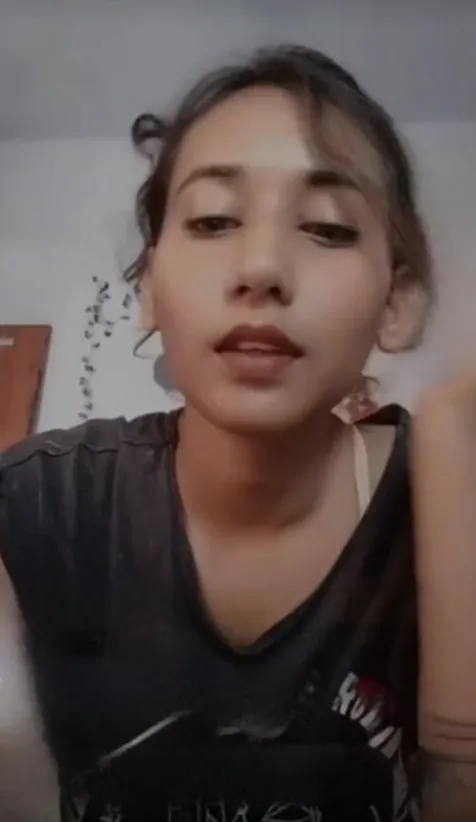 Desi Babe Live Nude Striptease Fingering Her Wet Pussy on Tango