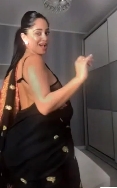 Desi Bhabhi Teasing In Saree, Her Nipples Visible Through Transparent Bra