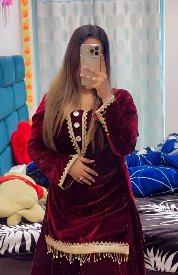 Horny Punjabi Bhabhi Simar Strips Fully Nude In Bathroom With Lusty Moves