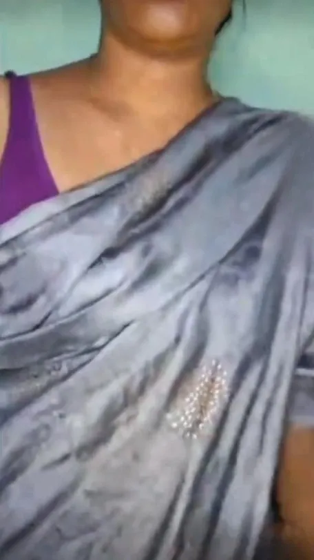 Horny Tamil Aunty Strips Nude, Spreads Legs, and Fingers Her Wet Pussy