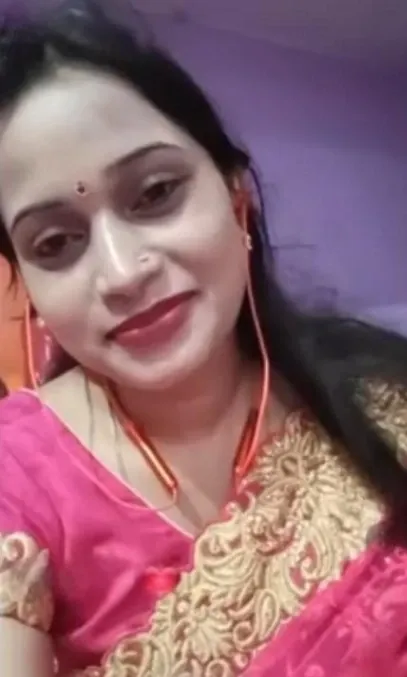 Hot Desi Bhabhi Stripping Her Saree Naked Pressing Her Boobs and Fingering Wet Chut