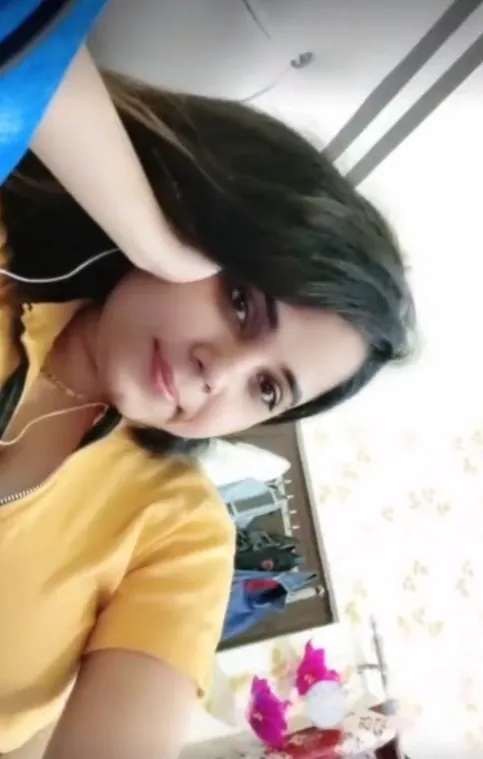 Hot Desi Queen on Tango 121 Shows Soft Boobs and Fingers Her Pussy