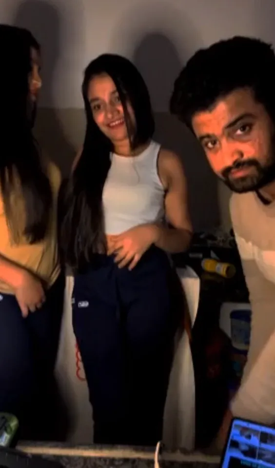Hot Desi Threesome Sex Live Fucking Two Sluts with Loud Moans and Cum in Mouth