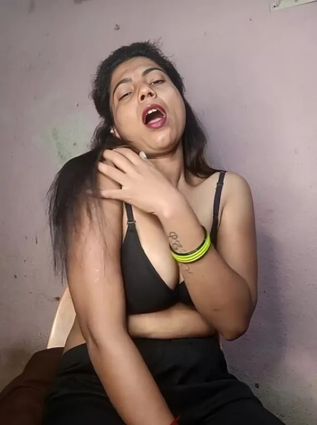 Super Horny Milf Kajal Stripping Nude Big Tits Rubbing Wet Pussy Moaning Hard