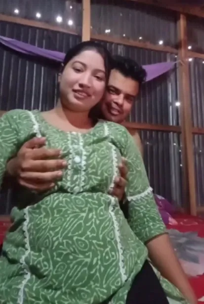 Viral Desi Couple Live Fucking Show Pressing Boobs Licking Wet Pussy And Hard Sex