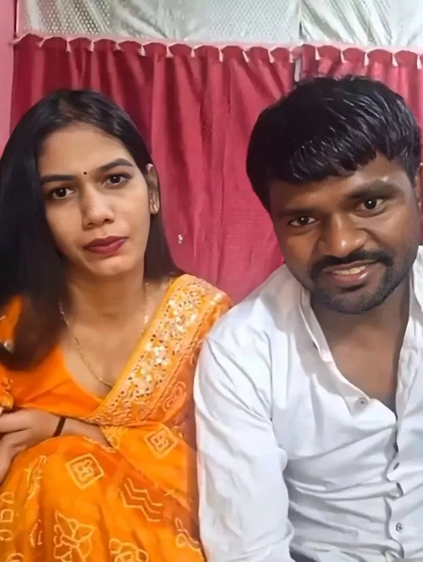 Viral Indian Wife Stripped Nude Saree Blowjob Hardcore Riding Live Sex