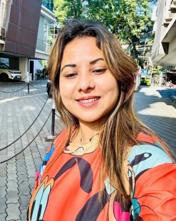 Watch Tina Nandy Threesome Fucked Hard By Driver Leaked Sex Tape