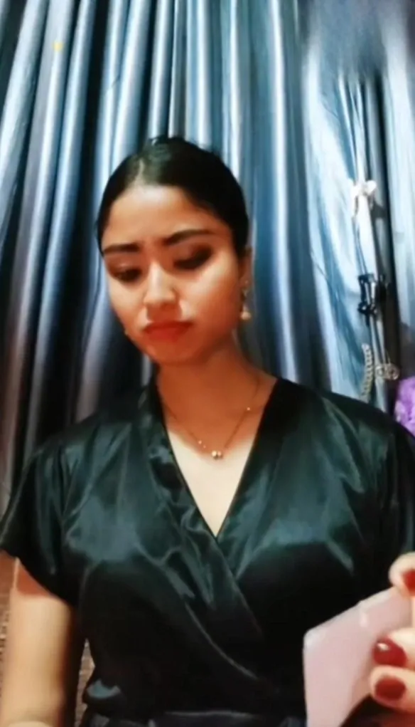 Cute Desi Girlfriend Stripping Naked Showing Big Boobs and Wet Pussy on Chamet Show