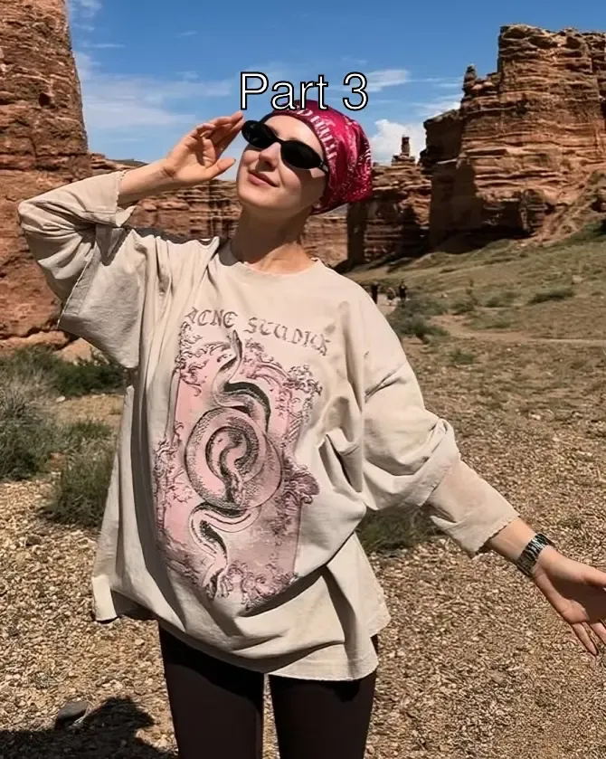 Sexy Eva Elfie goes totally nude on Onlyfans showing big boobs and rubbing wet pussy – Part 3