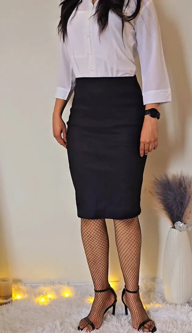 TheEngineerLady Strips Office Dress Fully Nude and Spanks Ass Red with Comb