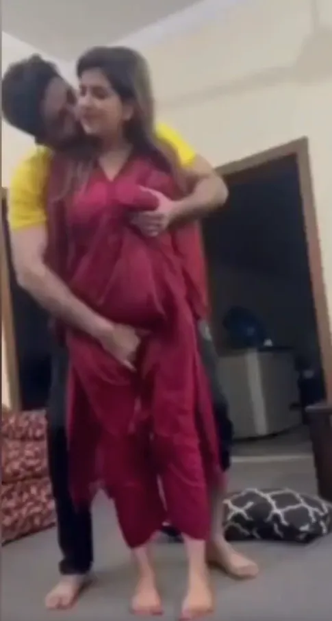 Viral Pakistani Girlfriend Sucking Boobs And Fingering Tight Pussy In Leaked Romance Sex Video