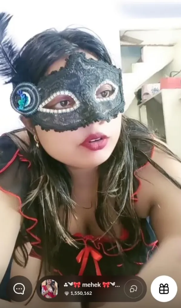 Desi Girl Mehek Gets Her Pussy Totally Wrecked After Nipple Licking And Fingering Tango Cam Show