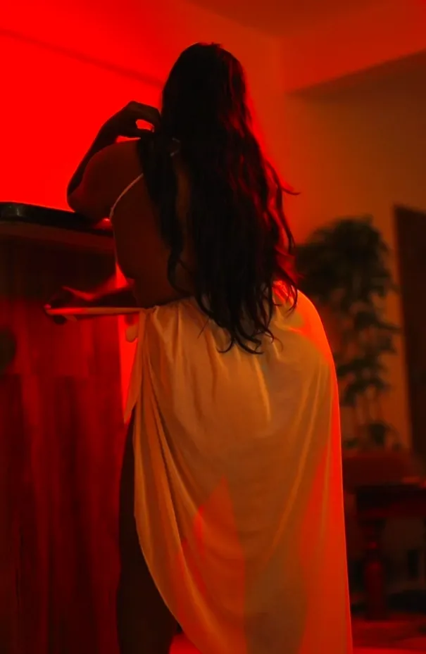 Curvy Desi Model Stripping To Reveal Her Thick Sexy Ass And Hot Body Full Nude Tease
