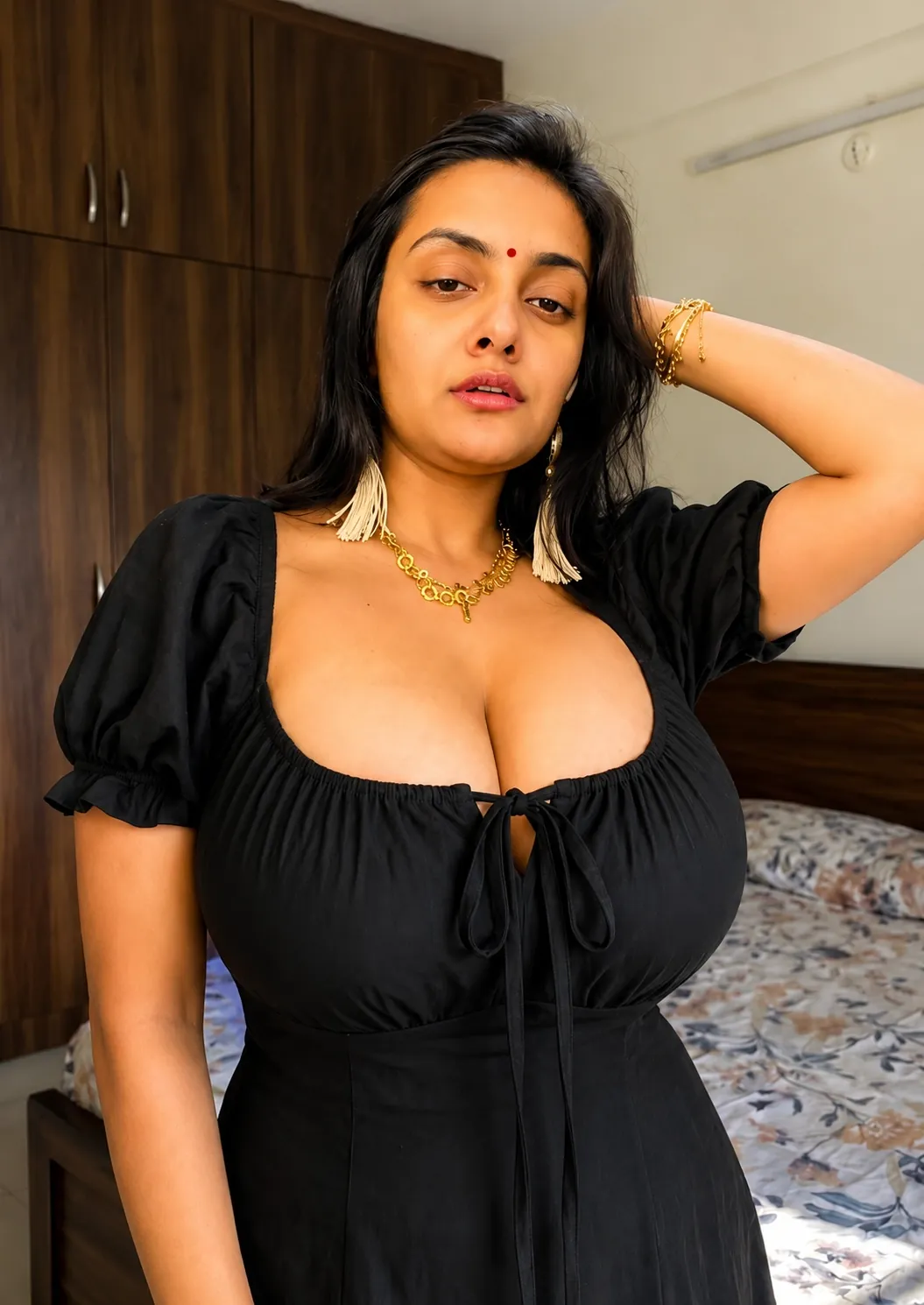 Hot Indian Model Takes Off Her Bra Live Showing On Cam For Fans