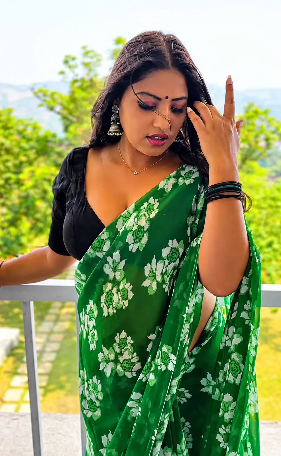Anjali Gaud Full Nude Tease Strips Off Saree on the Balcony Revealing Her Boobs and Rubbing Her Pussy