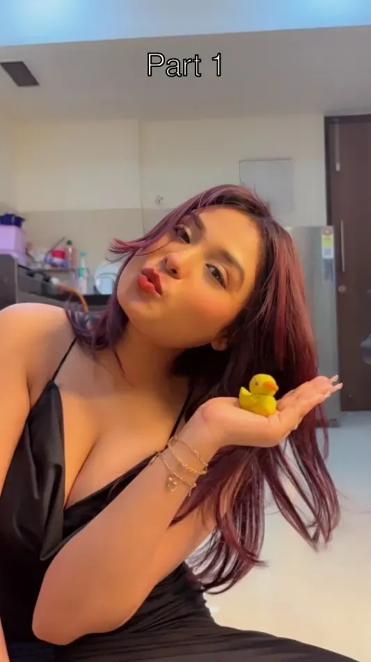 Curly Quinn aka EveQuinn’s Ass Shake in Thong Panties Live – Part 1