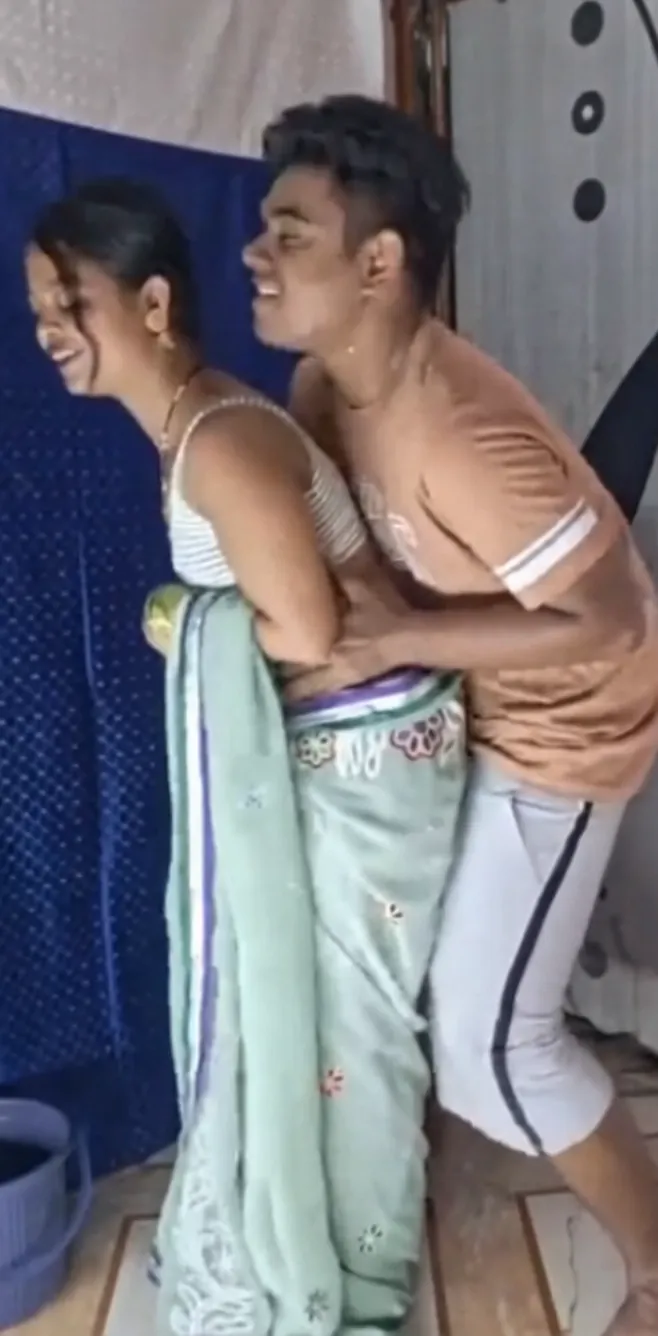 Desi Kusum Bhabhi Gets Her Tight Pussy Pounded Giving Blowjob Full Sex Scandal Leaked Video