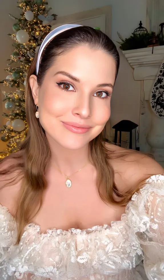 Famous Instagram Model Amanda Cerny Dancing With Horny Moves In See-through Sexy Dress And Nip Slip