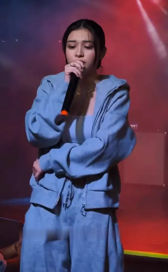 Famous Singer Influencer Fully Nude Riding Hard Bouncing Perfect Boobs Leaked