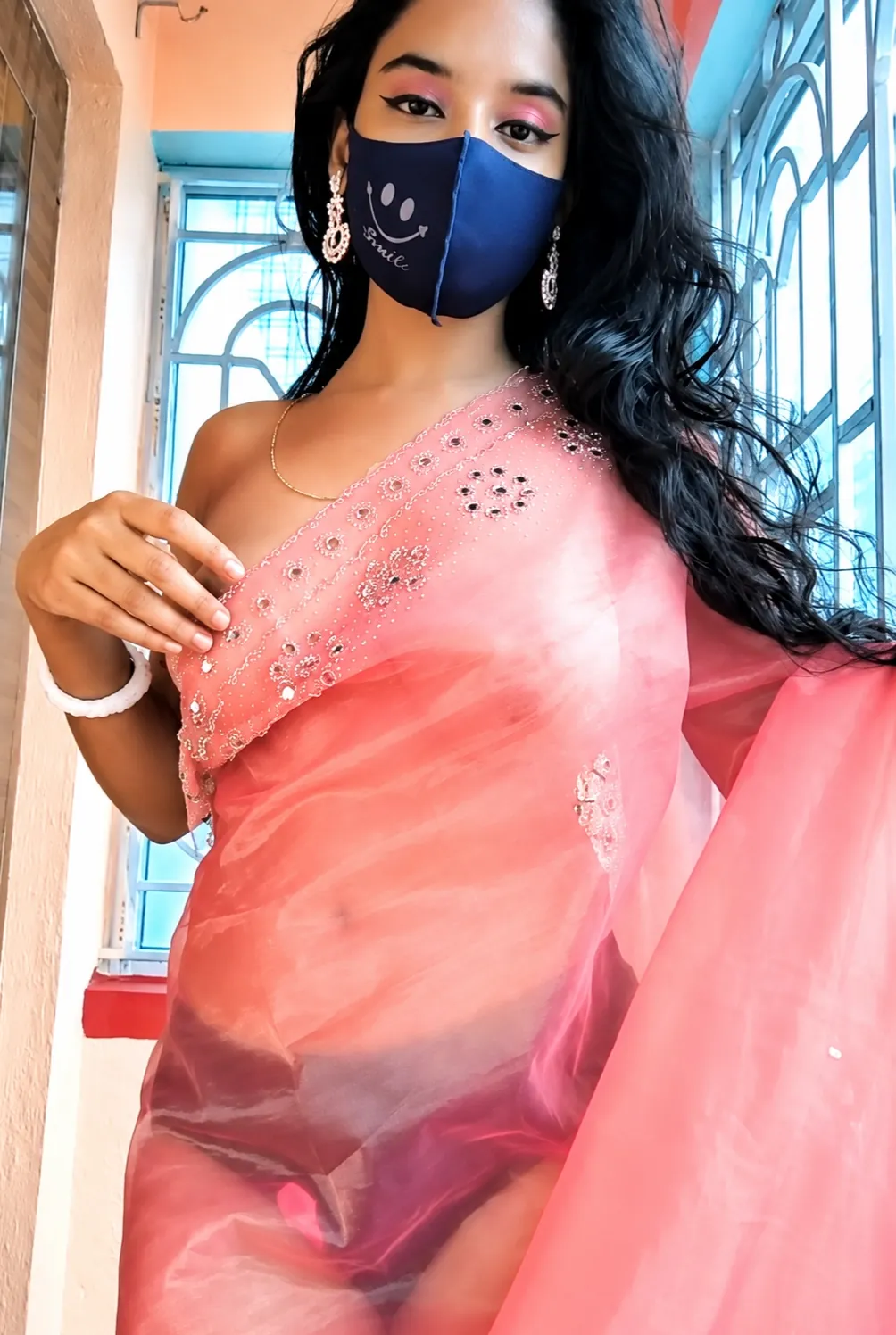 Desi Sonam Bhabhi Live Fully Nude Show For Her Fans